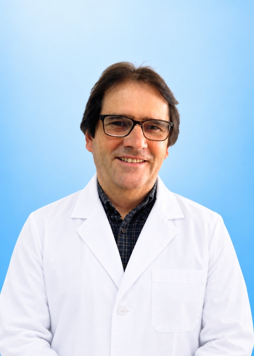 Dr. Carlos Artemtchonque