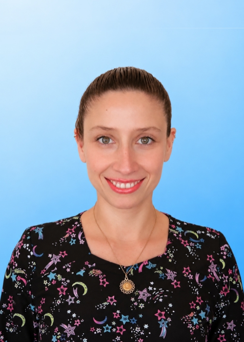 Dr. Daniela Castro