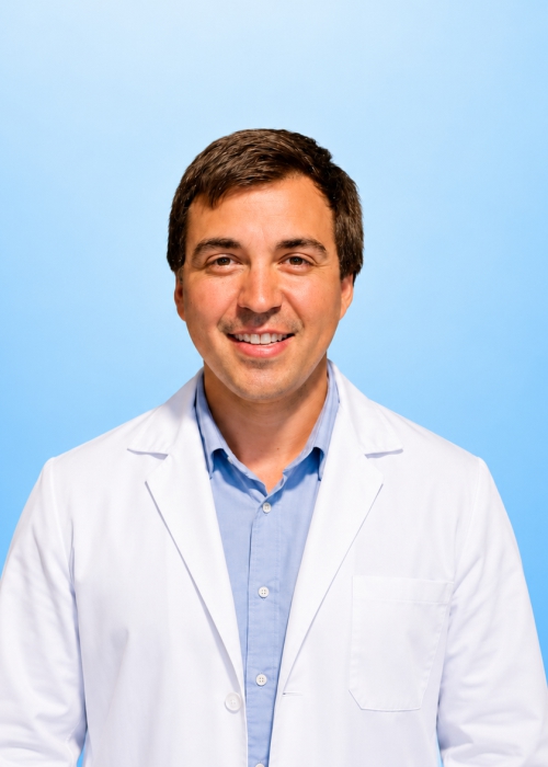 Dr. Enrique Merino